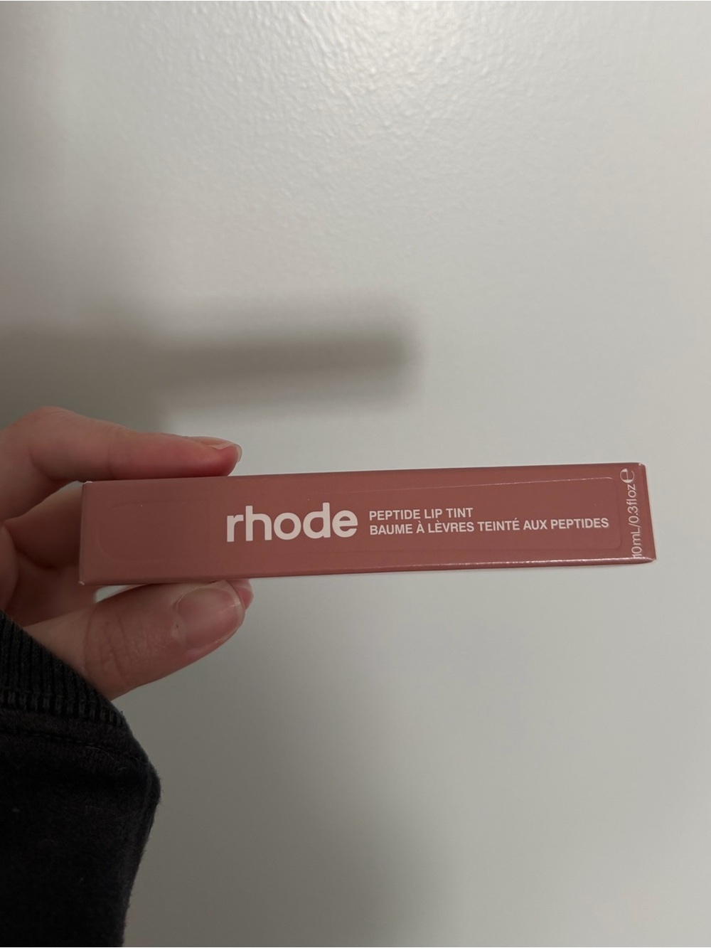 Rhode COLADA peptide lip tint
LIMITED EDITION SHADE